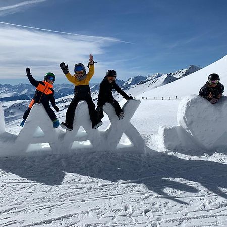 Waldheim Pension Laax Exteriör bild