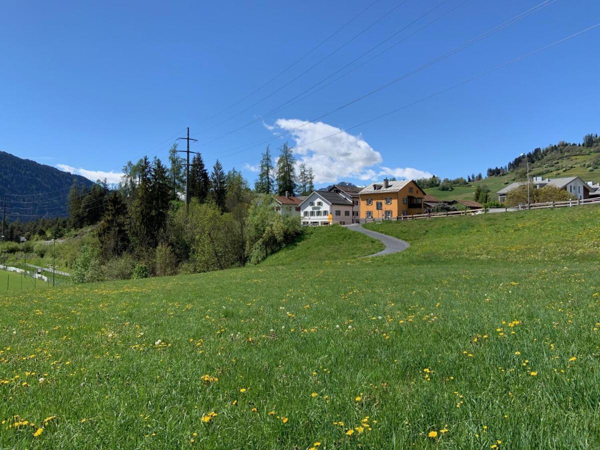 Waldheim Pension Laax Exteriör bild